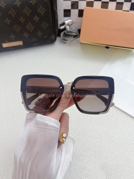 sunglasses quay sunglasses luxury eyewear fitted square full frame beach outdoor sports men women solid color 5a quality, White;black
sunglasses quay sunglasses luxury eyewear fitted square full frame beach outdoor sports men women solid color 5a quality, White;black