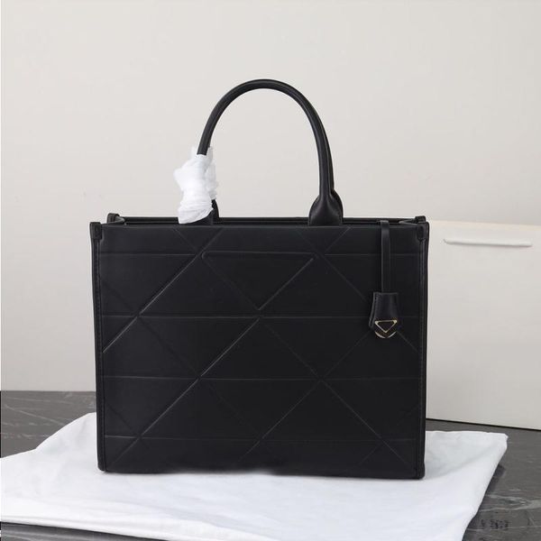 shoulder bag luxury designer totes leather handbag with double handles and interior keychain iconic geometric triangle crossbody bags b qrwo
shoulder bag luxury designer totes leather handbag with double handles and interior keychain iconic geometric triangle crossbody bags b qrwo