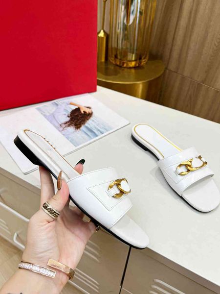 lady sandals flip-flops loafers summer hollow out sandals design fashion women's outdoor flat sliding valentinoity rubber slippers h101
lady sandals flip-flops loafers summer hollow out sandals design fashion women's outdoor flat sliding valentinoity rubber slippers h101