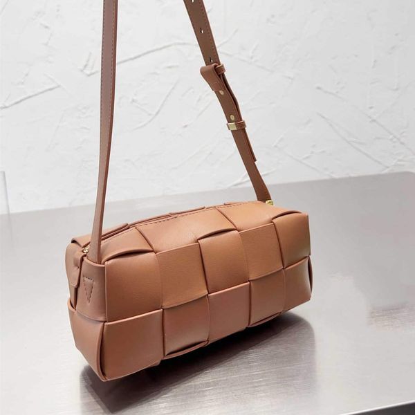 women fashion designer bag summer beach cross body bag plain knitting shoulder bags pu letter handbags zipper interior compartment flap
women fashion designer bag summer beach cross body bag plain knitting shoulder bags pu letter handbags zipper interior compartment flap