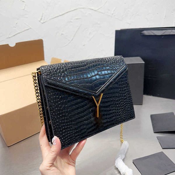 designer shoulder bags womens handbag chain bag luxury leather crossbody purse classic letter printing women handbags 221029
designer shoulder bags womens handbag chain bag luxury leather crossbody purse classic letter printing women handbags 221029