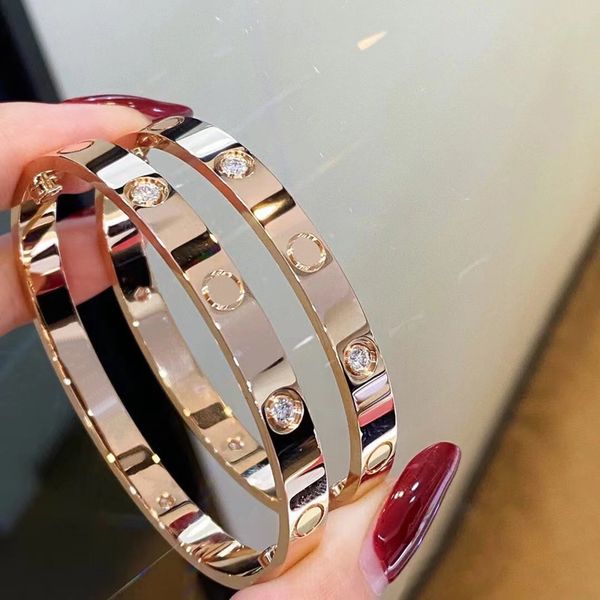 luxury jewelry women's bangle bracelet designer fashion titanium steel bracelet women men send gifts, Black
luxury jewelry women's bangle bracelet designer fashion titanium steel bracelet women men send gifts, Black