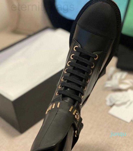 boots women's designer metal letter middle boots fashion black leather shoes thick heels 00 ccity
boots women's designer metal letter middle boots fashion black leather shoes thick heels 00 ccity