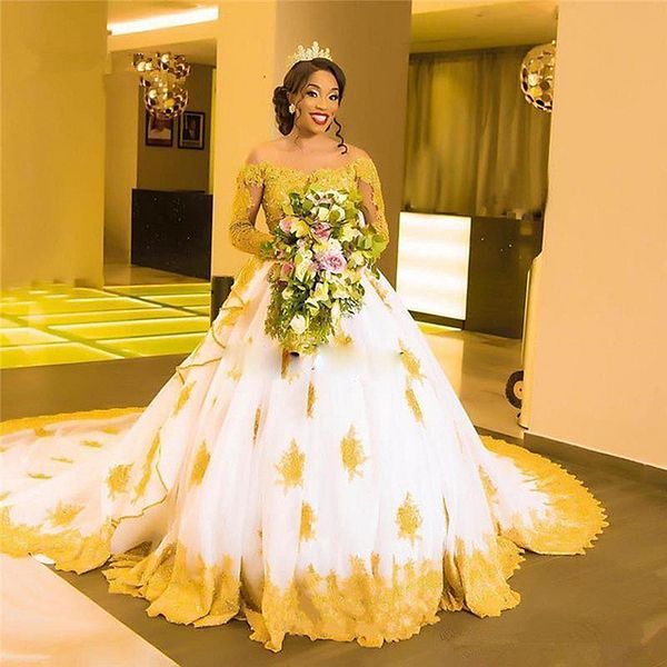 african white and gold lace wedding dress long sleeves beaded appliques skin tulle black girls bridal gowns 2023 chapel train ball gown vest
african white and gold lace wedding dress long sleeves beaded appliques skin tulle black girls bridal gowns 2023 chapel train ball gown vest