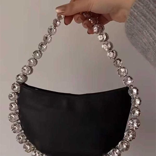 ins small net red same satin spicy girl with diamonds flashing diamond half round handbag new spring/summer 2023 women's bag 230401
ins small net red same satin spicy girl with diamonds flashing diamond half round handbag new spring/summer 2023 women's bag 230401