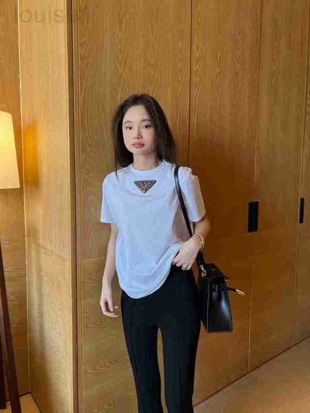 women's t-shirt designer 23 spring and summer new fashion classic triangle drill simple atmosphere casual versatile short sleeve t-shir, White
women's t-shirt designer 23 spring and summer new fashion classic triangle drill simple atmosphere casual versatile short sleeve t-shir, White