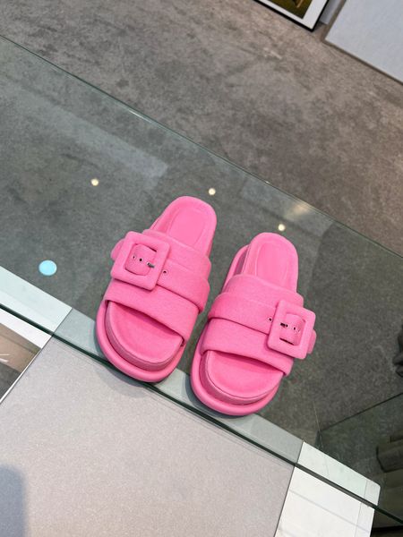 2023 summer luxury designer women's shoes flat sandals channel thick-soled casual open toe fashion women shoe beach sandals 35-40, Black
2023 summer luxury designer women's shoes flat sandals channel thick-soled casual open toe fashion women shoe beach sandals 35-40, Black