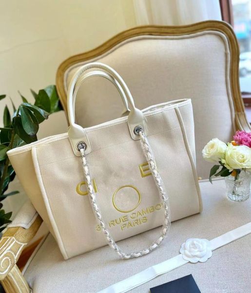 women new fashion luxury 2023 large tote bag cross body famous shell tote bag removable leather straps popular colorful the handbags
women new fashion luxury 2023 large tote bag cross body famous shell tote bag removable leather straps popular colorful the handbags