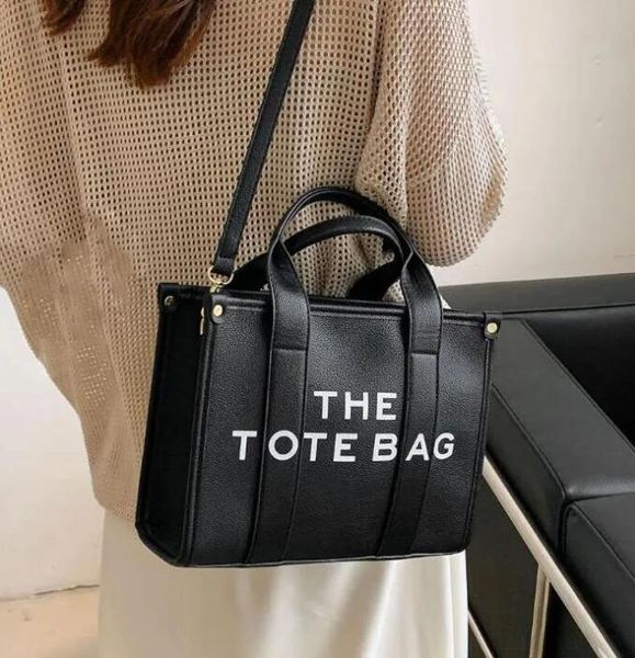 the leather tote bag marc womens handbag debossed signature branding totes bags shoulder crossbody colorblock bags canvas designer large pur, Black;red
the leather tote bag marc womens handbag debossed signature branding totes bags shoulder crossbody colorblock bags canvas designer large pur, Black;red