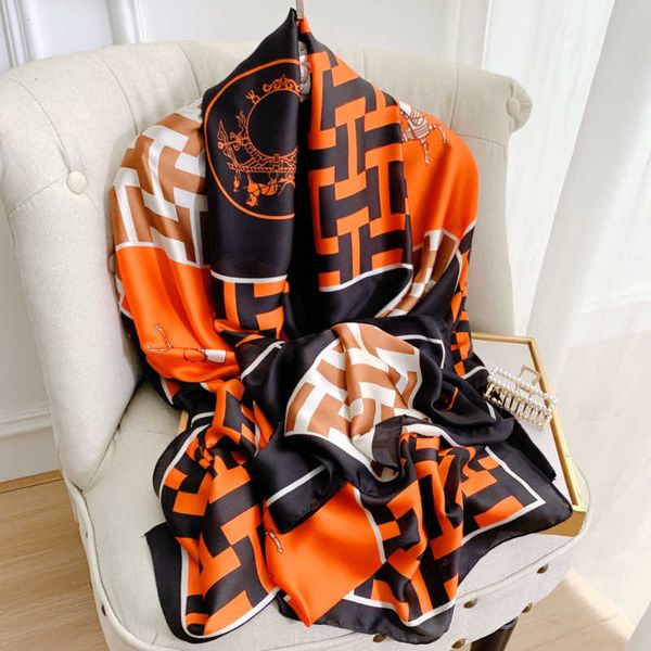 sarongs luxury brand 2022 silk scarf women large shawls pashmina hijab foulard echarpe design print lady beach stole head scarves p230323, Blue;gray
sarongs luxury brand 2022 silk scarf women large shawls pashmina hijab foulard echarpe design print lady beach stole head scarves p230323, Blue;gray
