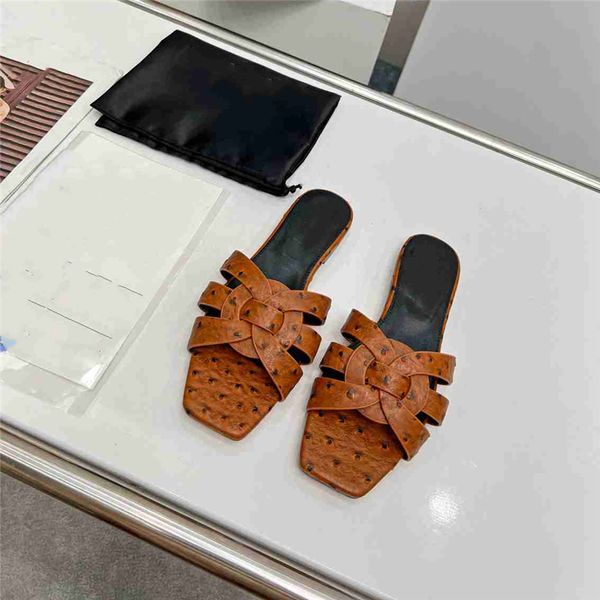 fashion slippers 2023 yslity design summer men and women flat shoes thick sole leather rubber letter logo casual cartoon slippers 02-011, Black
fashion slippers 2023 yslity design summer men and women flat shoes thick sole leather rubber letter logo casual cartoon slippers 02-011, Black