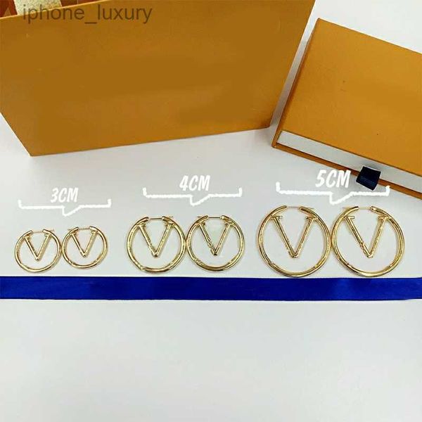 designer jewelrys letter earrings fashion gold hoop earrings for lady women party wedding lovers gift engagement jewelry for bride, Golden;silver
designer jewelrys letter earrings fashion gold hoop earrings for lady women party wedding lovers gift engagement jewelry for bride, Golden;silver