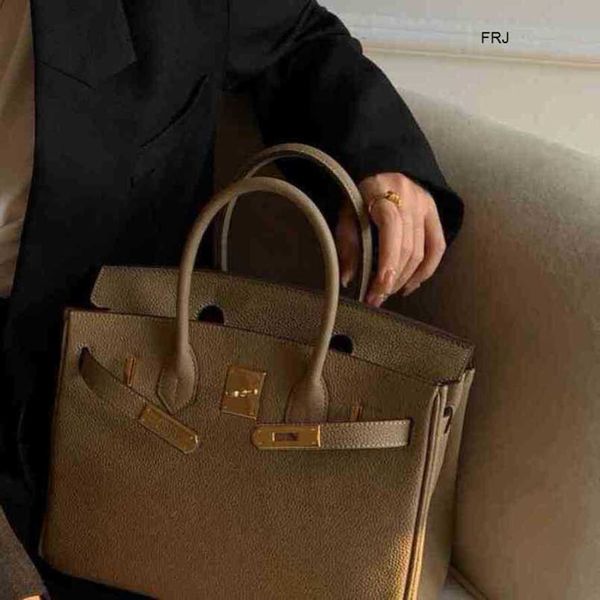 designer birkin bags herms handbags herms 2023 new litchi pattern head leather platinum bag womens single shoulder me have logo frj
designer birkin bags herms handbags herms 2023 new litchi pattern head leather platinum bag womens single shoulder me have logo frj