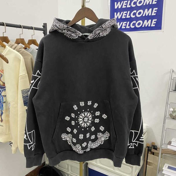 ask american fashion brand cashew nut flower scroll print worn loose men and women high street plush hoodie, Black
ask american fashion brand cashew nut flower scroll print worn loose men and women high street plush hoodie, Black