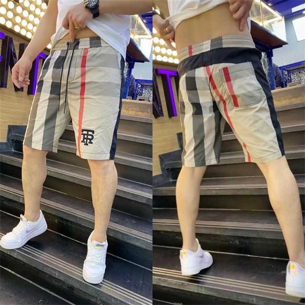 men's new shorts loose trend capris men's european sports beach pants plaid casual summer, White;black
men's new shorts loose trend capris men's european sports beach pants plaid casual summer, White;black