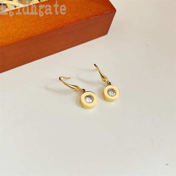 nice looking luxury earring distinctive crystals woman earrings jewlery designer for women vintage simple wedding diamond earrings lovers bo, Golden;silver
nice looking luxury earring distinctive crystals woman earrings jewlery designer for women vintage simple wedding diamond earrings lovers bo, Golden;silver