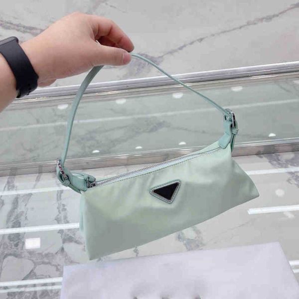 shoulder bags baguette underarm bag women handbag nylon designer crossbody bags crossbody female purses 220510
shoulder bags baguette underarm bag women handbag nylon designer crossbody bags crossbody female purses 220510