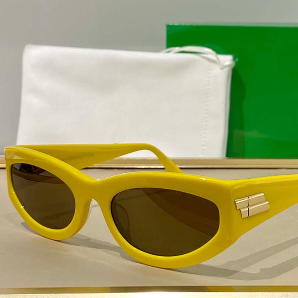fashion designer glasses sunglasses goggle beach sun glasses for man woman many color optional good quality, White;black
fashion designer glasses sunglasses goggle beach sun glasses for man woman many color optional good quality, White;black