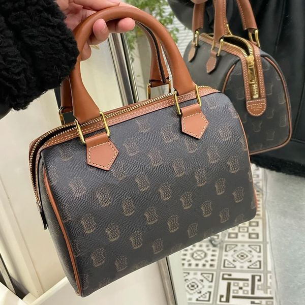 mirror quality travel bag mini celins triomphe canvas boston luxury tote hand bag leather travel womens mens clutch bags designers cross bod
mirror quality travel bag mini celins triomphe canvas boston luxury tote hand bag leather travel womens mens clutch bags designers cross bod