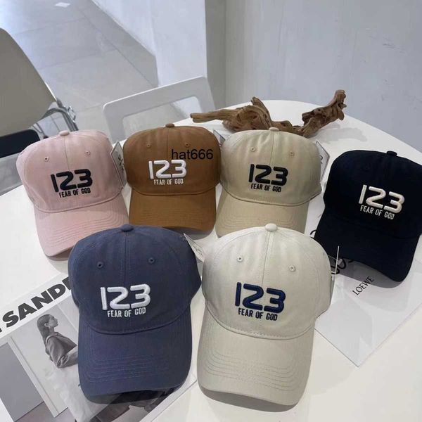 2023s baseball cap female versatile face revealing duckling tongue hat male sunscreen hat, Blue;gray
2023s baseball cap female versatile face revealing duckling tongue hat male sunscreen hat, Blue;gray