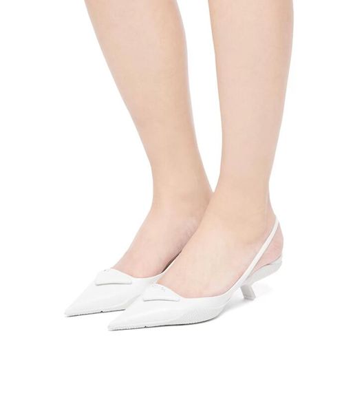 luxury designers women pumps sandal shoes black white patent leather and pointed toe slingback pumps with brushed low heel ankle strap lady
luxury designers women pumps sandal shoes black white patent leather and pointed toe slingback pumps with brushed low heel ankle strap lady