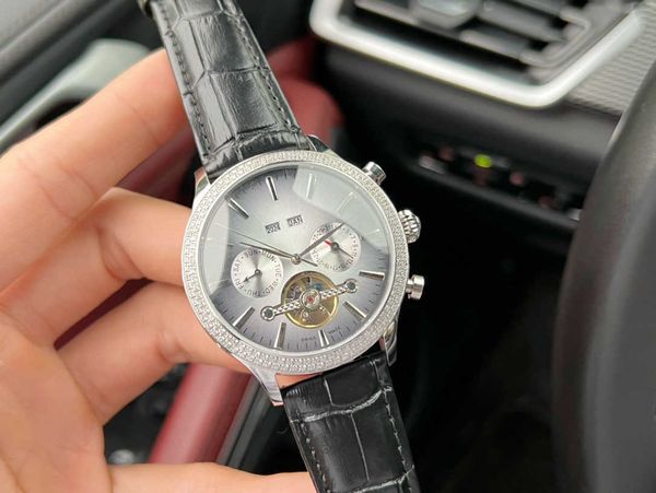 luxury fashion mechanical male designer watches fully automatic mechanical movement 316 fine steel case imported calfskin strap mineral supe, Slivery;black
luxury fashion mechanical male designer watches fully automatic mechanical movement 316 fine steel case imported calfskin strap mineral supe, Slivery;black