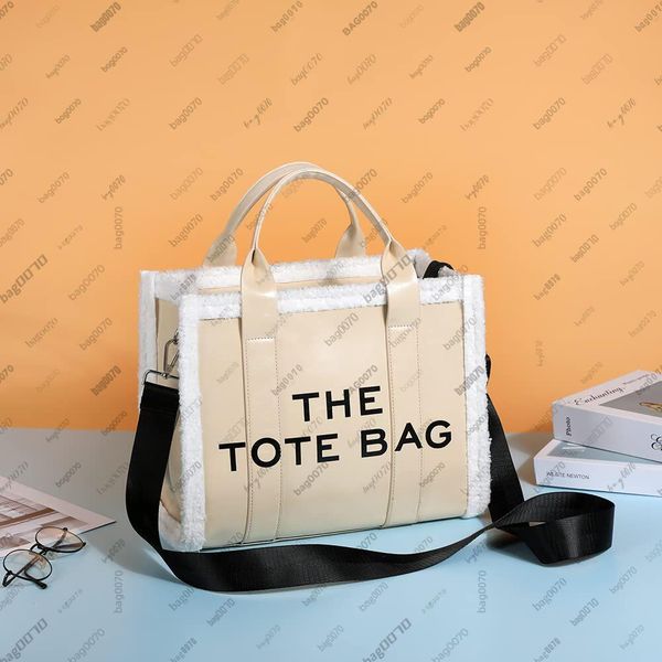 designer bag marc jacobss tote bag from terry collection for designer style versatile shoulder bag - practical and eye-catching
designer bag marc jacobss tote bag from terry collection for designer style versatile shoulder bag - practical and eye-catching