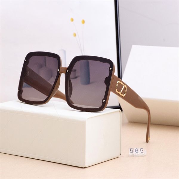 2023 new classic polarized sunglasses women designer 2022 luxury brand alloy metal polaroid hd tempered glass lens retro glasses sun glasses, White;black
2023 new classic polarized sunglasses women designer 2022 luxury brand alloy metal polaroid hd tempered glass lens retro glasses sun glasses, White;black