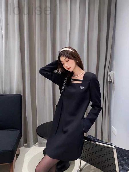 runway dresses designer 22 autumn and winter new classic triangle square neck panel design wool blend fashion western-style dress b7tc, Black
runway dresses designer 22 autumn and winter new classic triangle square neck panel design wool blend fashion western-style dress b7tc, Black