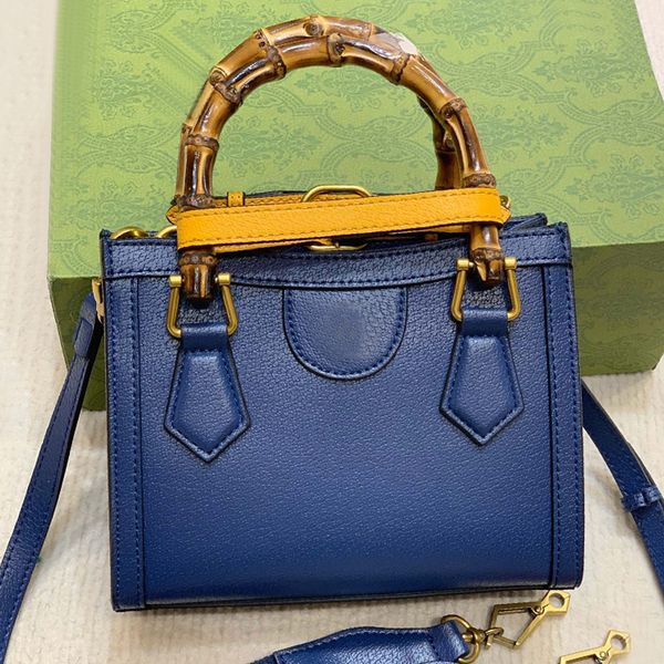 bamboo tote bag women shoulder bags vintage genuine leather canvas handbags large capacity flap magnetic buckle purse removable strap crossb
bamboo tote bag women shoulder bags vintage genuine leather canvas handbags large capacity flap magnetic buckle purse removable strap crossb