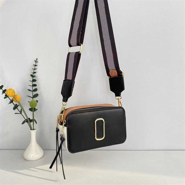 marc tote designer shoulder bags handbags 2023 new women fashion wide wide strap m square j vintage crossbody camera bags evening bag y0403
marc tote designer shoulder bags handbags 2023 new women fashion wide wide strap m square j vintage crossbody camera bags evening bag y0403