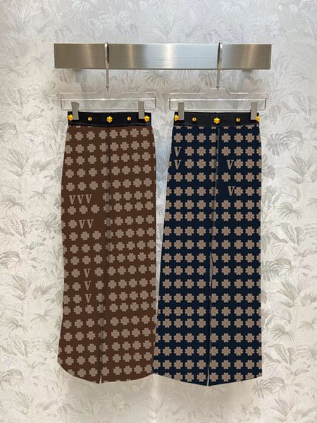 womens wide-leg pants trousers brown black casual pant fashion printed letters velvet versatile casual high-waisted loose jogger the latest, Black;white
womens wide-leg pants trousers brown black casual pant fashion printed letters velvet versatile casual high-waisted loose jogger the latest, Black;white