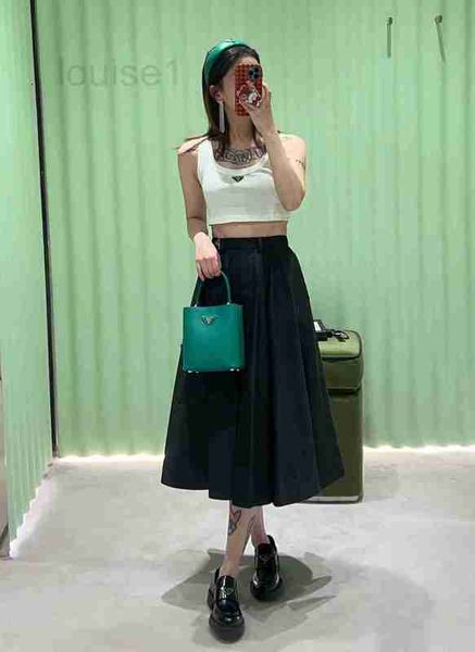 skirts designer 23 early spring new line girls' classic triangle microlabel casual version pleated versatile high waist umbrella skirt, Black
skirts designer 23 early spring new line girls' classic triangle microlabel casual version pleated versatile high waist umbrella skirt, Black