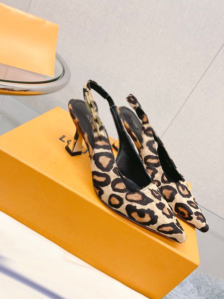 2023 fashion dress shoes buckle shoes high heels pumps ladies wedding shoes black heels shoe metal v tacones pointed toe stilettos -056
2023 fashion dress shoes buckle shoes high heels pumps ladies wedding shoes black heels shoe metal v tacones pointed toe stilettos -056