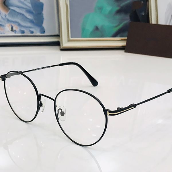 transparent sunglasses for men women fashion designer polarized sunglasses retro driving sun glasses 100% uv400 dress eyewear with box, White;black
transparent sunglasses for men women fashion designer polarized sunglasses retro driving sun glasses 100% uv400 dress eyewear with box, White;black