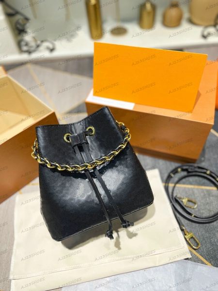 luxurys bags monograms pattern leather bag purse wallet imprinting bucket bag crossbody designer handbags
luxurys bags monograms pattern leather bag purse wallet imprinting bucket bag crossbody designer handbags
