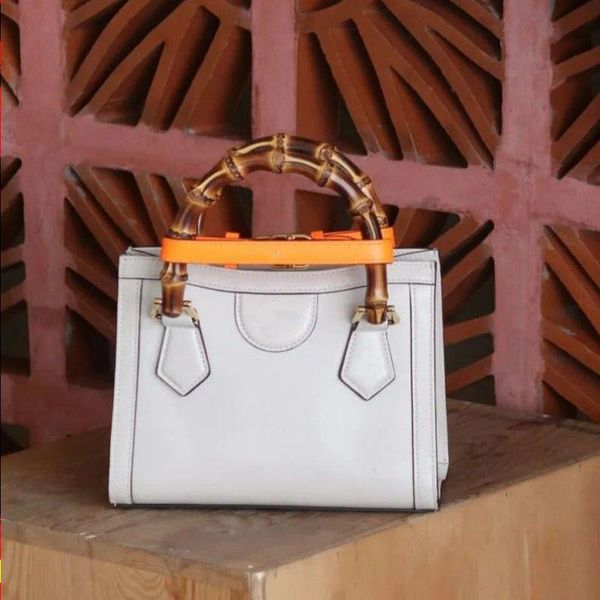 shoulder bag designers handbag luxury brand bamboo handle shoulder bags womens classical crossbody bag banquet shopping wedding leisure onmq
shoulder bag designers handbag luxury brand bamboo handle shoulder bags womens classical crossbody bag banquet shopping wedding leisure onmq