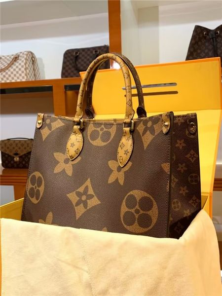 fashion women onthego luxurys designers bags genuine leather handbags messenger crossbody shoulder bag totes wallet shoppingbag
fashion women onthego luxurys designers bags genuine leather handbags messenger crossbody shoulder bag totes wallet shoppingbag