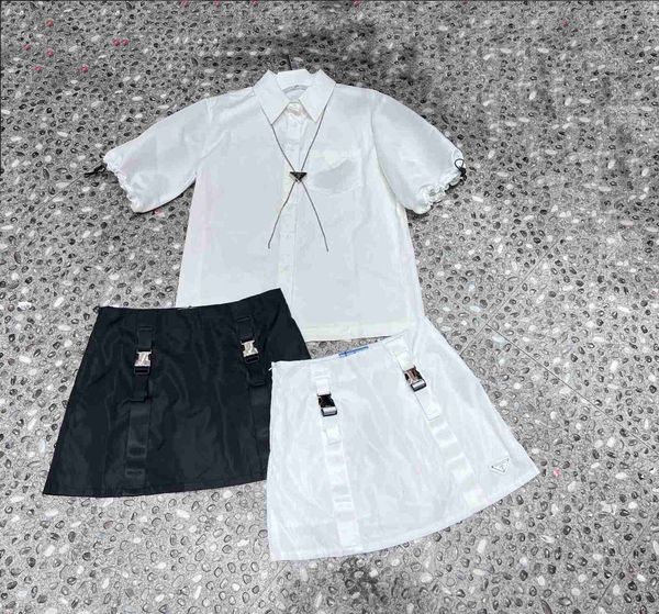 two piece dress designer 23 spring/summer new fashion classic triangle necklace decorative drawcord lantern sleeve shirta-line handsome set, White
two piece dress designer 23 spring/summer new fashion classic triangle necklace decorative drawcord lantern sleeve shirta-line handsome set, White