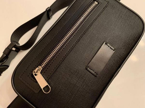 2023 designer men leather bags men women leather sport runner fanny pack belly waist bum bag fitness running belt jogging pouch back grid, Red;black
2023 designer men leather bags men women leather sport runner fanny pack belly waist bum bag fitness running belt jogging pouch back grid, Red;black