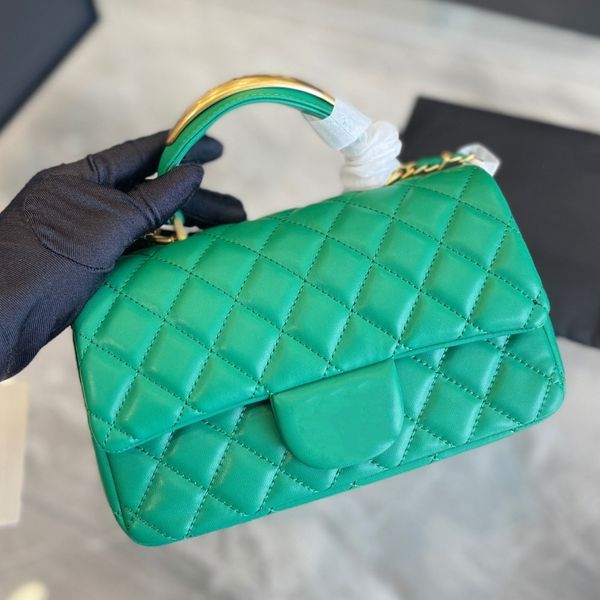 2023 women purse designer bag channel flap bag with handle balck cross body chain shoulder bags phone holder quilted leather purses small cc
2023 women purse designer bag channel flap bag with handle balck cross body chain shoulder bags phone holder quilted leather purses small cc
