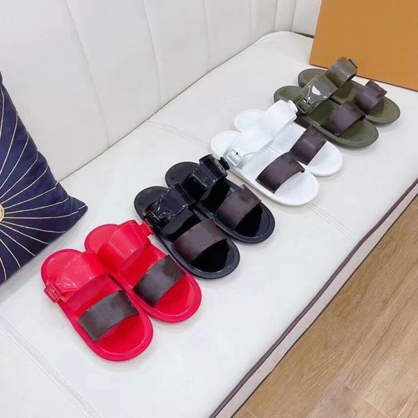 rubber men sandals slippers embroidery designers women slides sandal designer shoe floral brocade flip flops striped beach leather flower sl, Black
rubber men sandals slippers embroidery designers women slides sandal designer shoe floral brocade flip flops striped beach leather flower sl, Black
