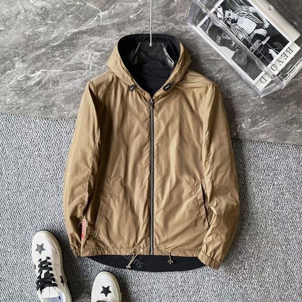 designer mens jackets 2023ss womens sport joggers running hoodie zipper coats luxury brand triangle sequined zipper double-sided jcakets, Black;brown
designer mens jackets 2023ss womens sport joggers running hoodie zipper coats luxury brand triangle sequined zipper double-sided jcakets, Black;brown