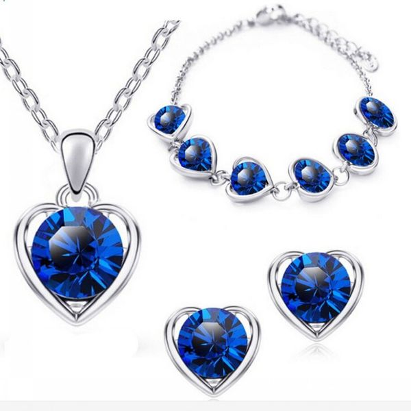 10 sets/lot heart-shaped pendant necklace ear studs bracelet sets inlaid rhinestone crystal twinkle decorate adjeustable length valentine�, Silver
10 sets/lot heart-shaped pendant necklace ear studs bracelet sets inlaid rhinestone crystal twinkle decorate adjeustable length valentine�, Silver
