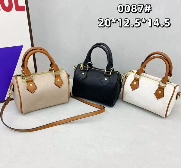 luxury children circular boston handbag 2023 girls letter embossing crossbody bag designer kids pu leather one shoulder bags a9832, Black
luxury children circular boston handbag 2023 girls letter embossing crossbody bag designer kids pu leather one shoulder bags a9832, Black