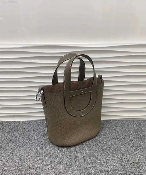 h bag designer luxury women's cowhide pig nose vegetable basket fashion commuter handbag large capacity bucket bagzlsj81ml picotin
h bag designer luxury women's cowhide pig nose vegetable basket fashion commuter handbag large capacity bucket bagzlsj81ml picotin