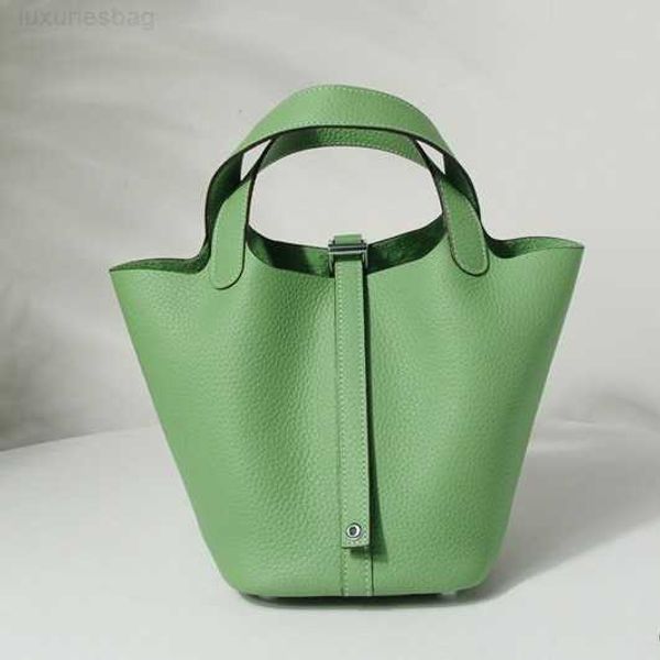 designer luxury bag h first layer lychee grain cow leather bucket silver buckle fashion portable vegetable basket women's bag1cavhv9m p
designer luxury bag h first layer lychee grain cow leather bucket silver buckle fashion portable vegetable basket women's bag1cavhv9m p
