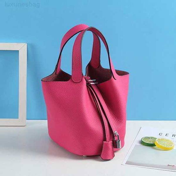 designer luxury bag h first layer lychee grain cow leather bucket silver buckle fashion portable vegetable basket women's bagu5gciic7 p
designer luxury bag h first layer lychee grain cow leather bucket silver buckle fashion portable vegetable basket women's bagu5gciic7 p