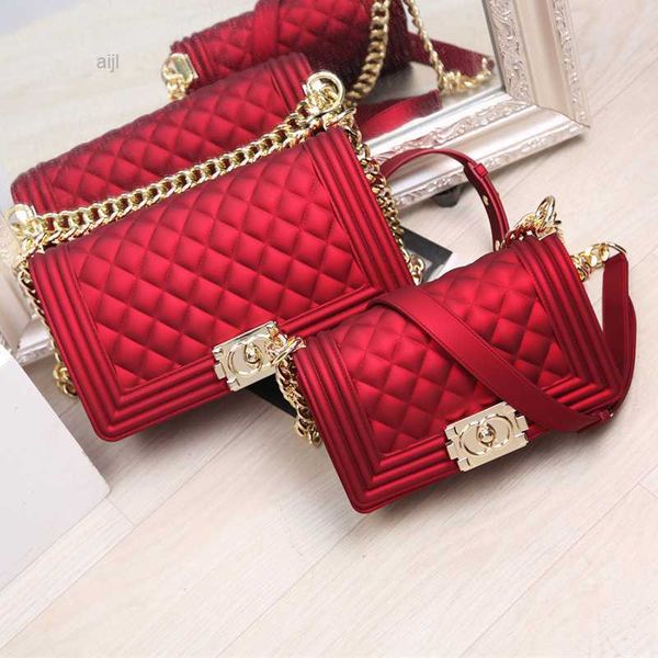 yq2612 graffiti bags lady hand bag wholesale designer handbags 2022 china factory purse for women
yq2612 graffiti bags lady hand bag wholesale designer handbags 2022 china factory purse for women