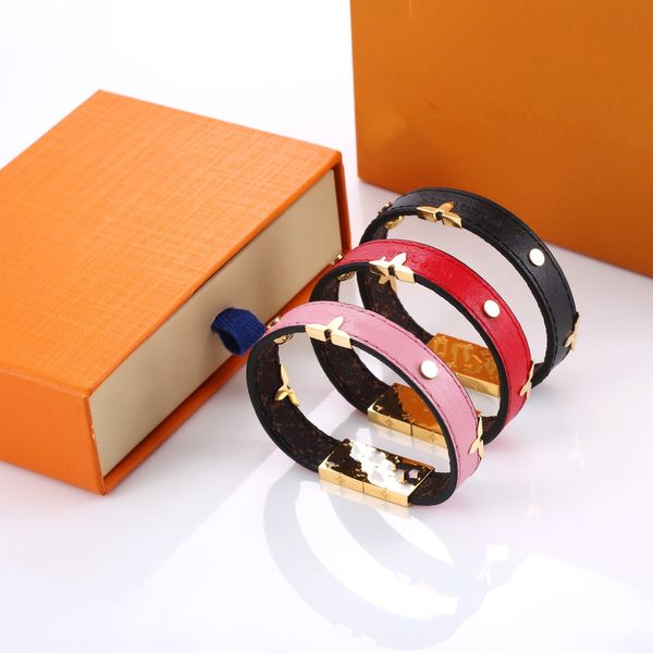 17cm premium leather designer love bracelet bangles embossed design magnetic suction bracelet fashion couple jewelry with original bag, Black
17cm premium leather designer love bracelet bangles embossed design magnetic suction bracelet fashion couple jewelry with original bag, Black